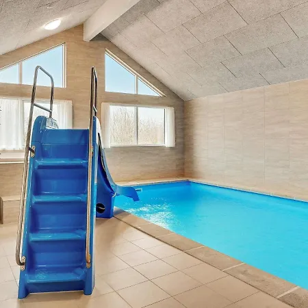 Prázdninový dům Luxury Retreat In Mommark