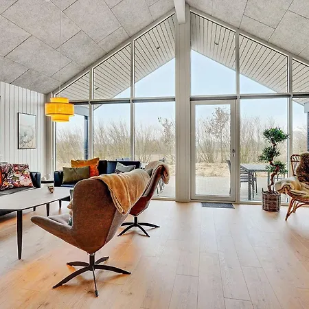 Дом отдыха Luxury Retreat In Mommark *