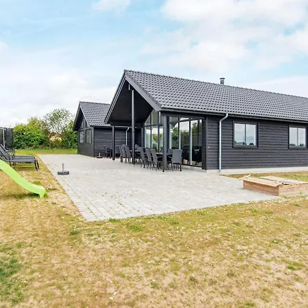Holiday home Luxury Retreat In Mommark